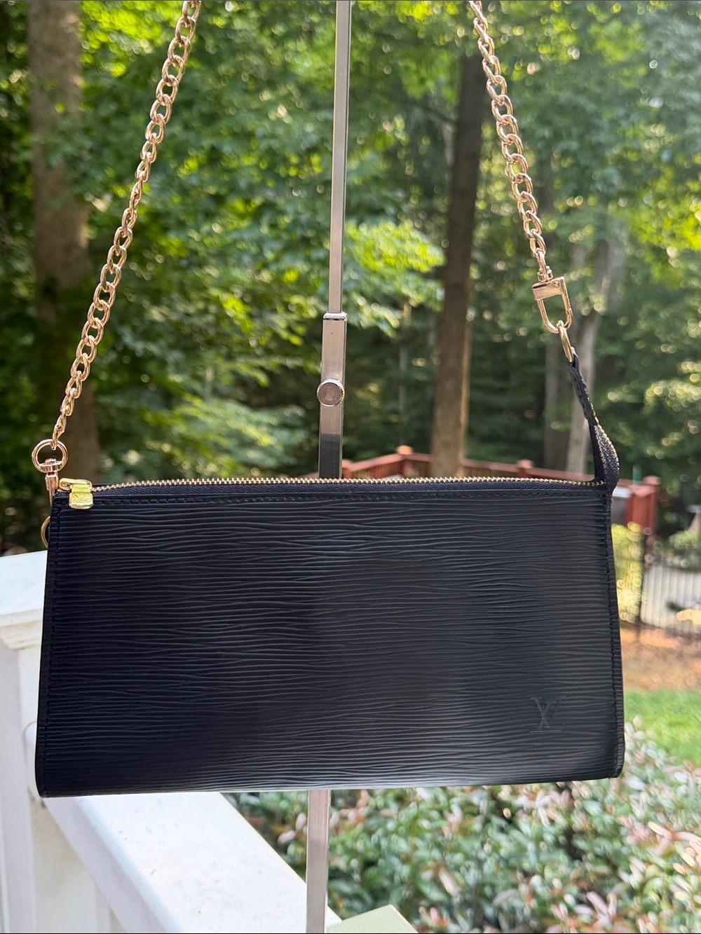 Louis Vuitton Black Epi Leather Clutch with  Unbranded Chain, Gold Hardware GUC